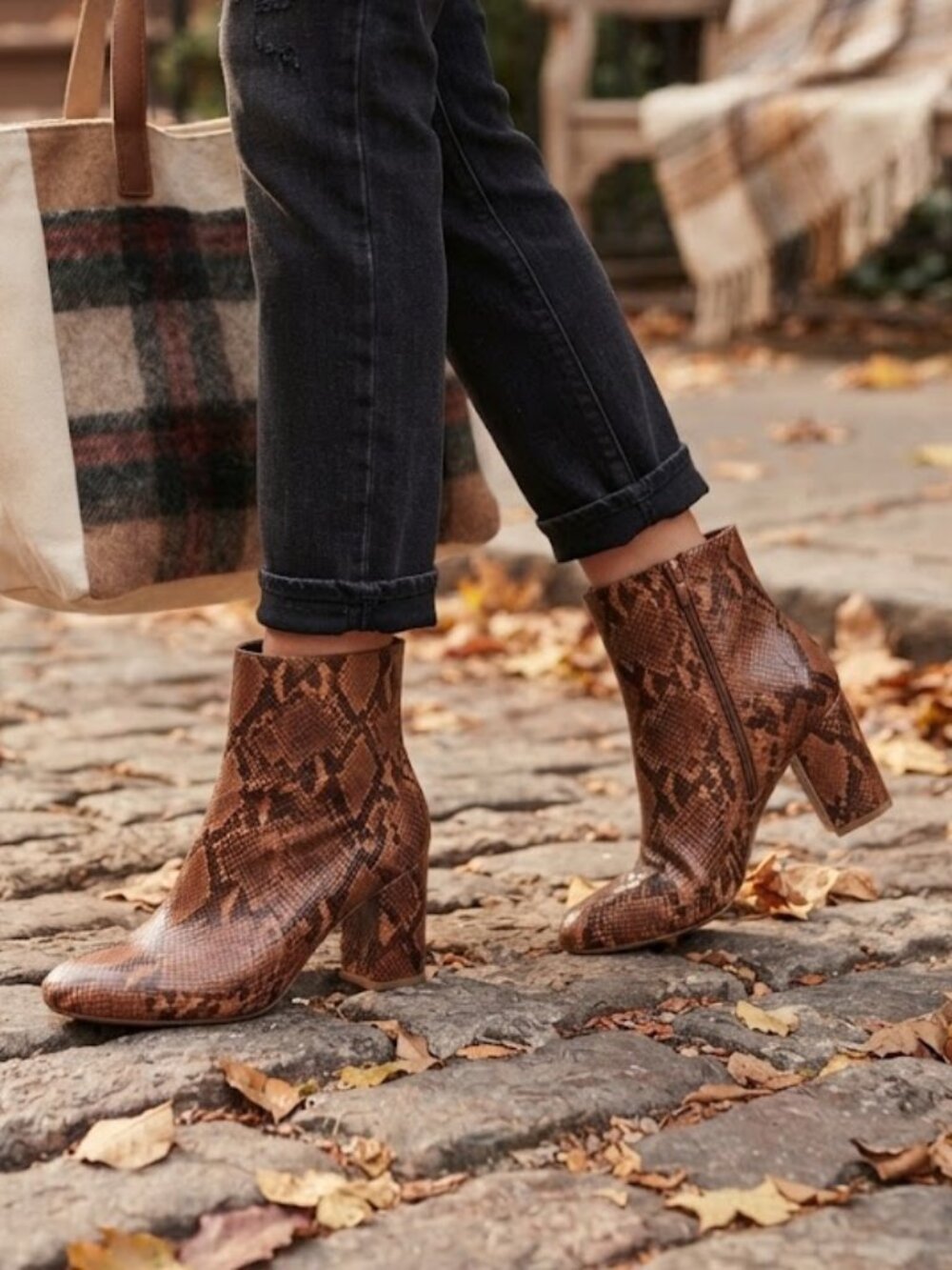 Coconuts Carries Brown Snakeskin Animal Print Chunky Block Heel Booties Size 6.5